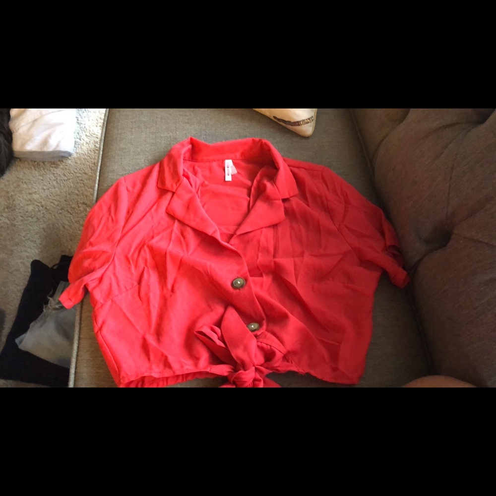 Cropped blouse